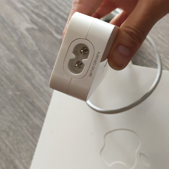 Apple base router internet - Picture 3 of 3